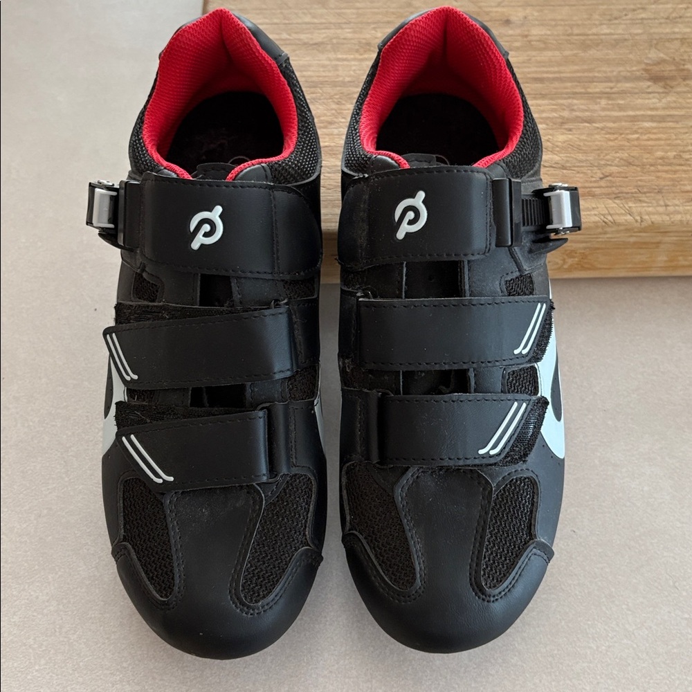 Pelaton Cycling Shoes size 40